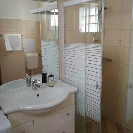 Gólya Apartamento *